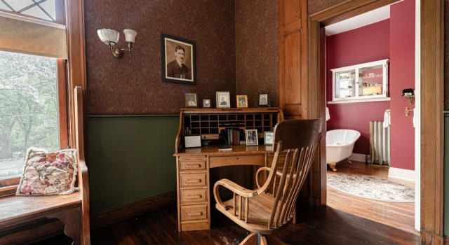 Люкс Deluxe Vrooman Mansion B&B