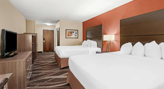 Четырёхместный номер Standard Best Western Maple City Inn