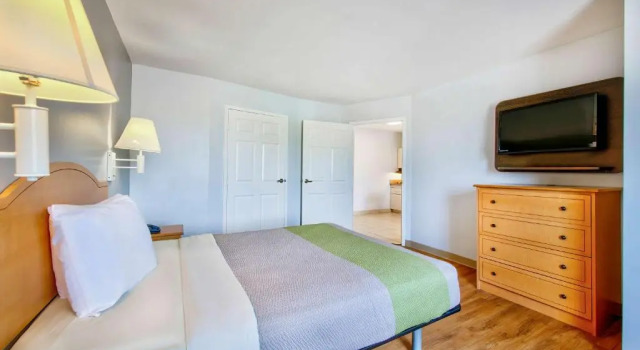 Двухместный номер Deluxe Oyo Townhouse Sulphur,LA Extended Stay I-10