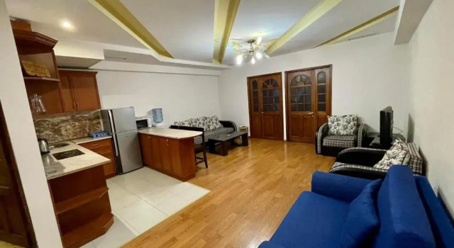 Apartment in Abovyan Street, Yerevan, Забронировать Апартаменты/квартира Отели Еревана с парковкой, рядом с Ереванский государственный университет, Парковка