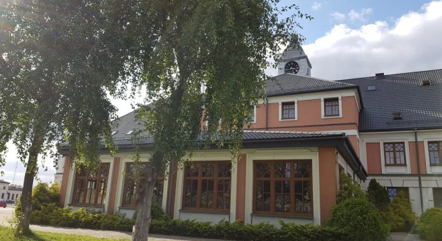 Rezydencja Pod Zegarem, Rezerwuj Hotel Hotele w Trzebinia z parkingiem, Parking