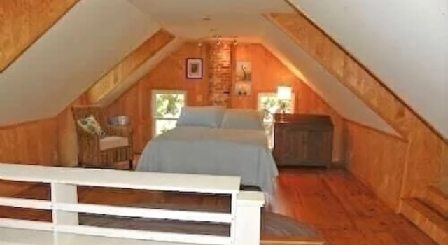 Lighthouse Cottage at Ocracoke 3 Bedrooms 2 Bathrooms Home, 预订 度假屋 奥克拉科克 Pamlico Sound