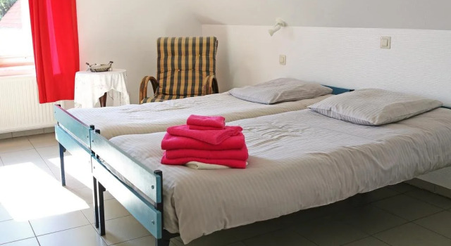 Logies Ternier, Buchen Sie Bed & Breakfast Hotels in Flanders mit Parkplatz, Parkplätze