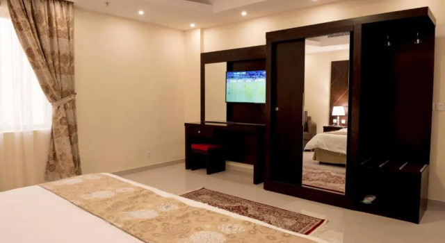 Студия Deluxe Rolana Furnished Apartments
