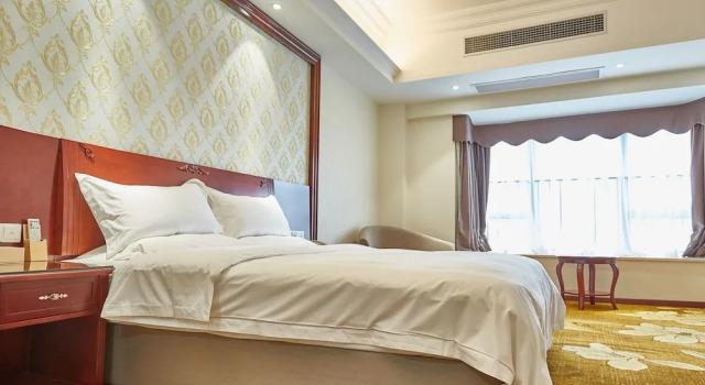 爱东精品酒店(广州飞翔公园地铁站店), Boek Hotel Hotels in Guangdong met parkeren, Parkeren
