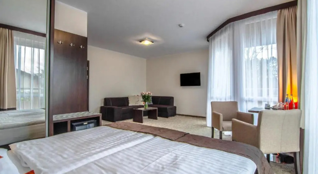 Семейный номер Standard с балконом и с частичным видом Hotel Emocja SPA