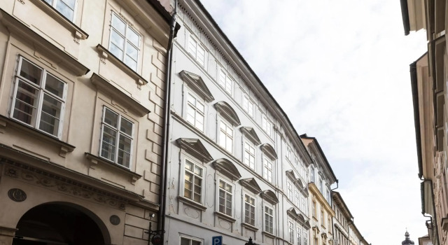 Charles Bridge Royal Apartment - Castle District