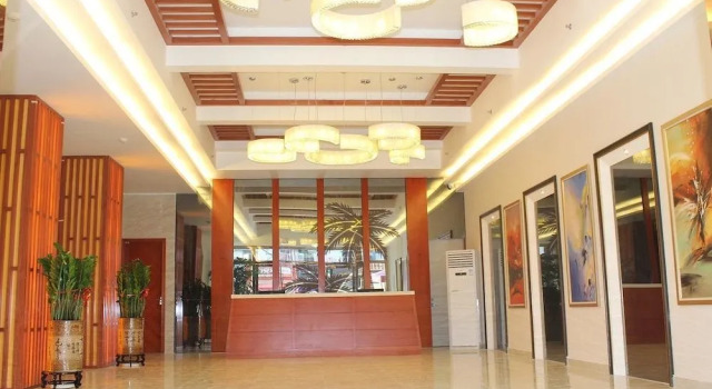 Shangdong Hotel - Shenzhen, Забронировать Отель Отели Шэньчжэнь 3 звезды, 3*