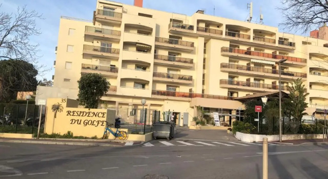App.T2 De Standing Proche De La Mer