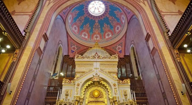 Spice Up Your Budapest Trip At This Epic Place, Забронировать Отель Отели Будапешта 3 звезды, рядом с Liszt Ferenc Memorial Museum, 3*