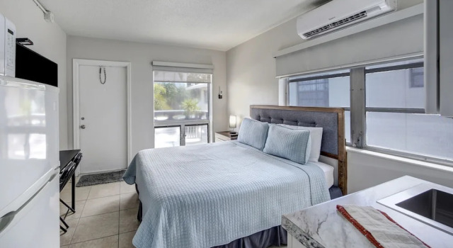 Двухместный номер Basic Ocean Villas of Deerfield