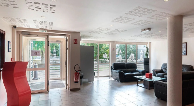 AppartCity Poissy, Забронировать Отель Отели Верхней Нормандия 3 звезды, 3*