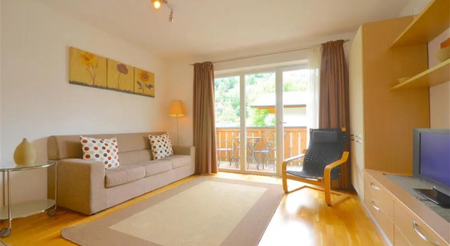 Apartment Riccardo by Alpen Apartments, Rezerwuj Apartament Hotele w Salzburg z parkingiem, Parking