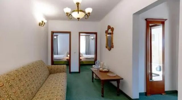 San Gennaro, Book Hotel Sighişoara Mureş