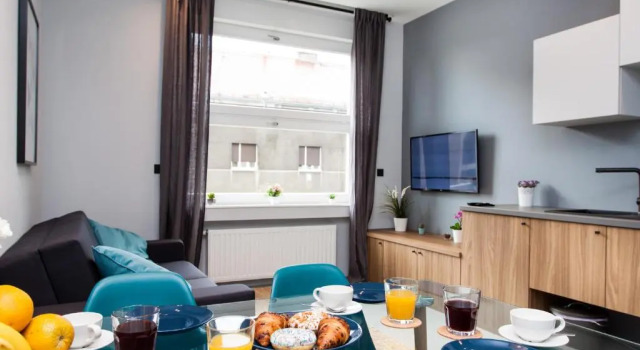 Апартаменты Deluxe Rooms and Apartments Glossy