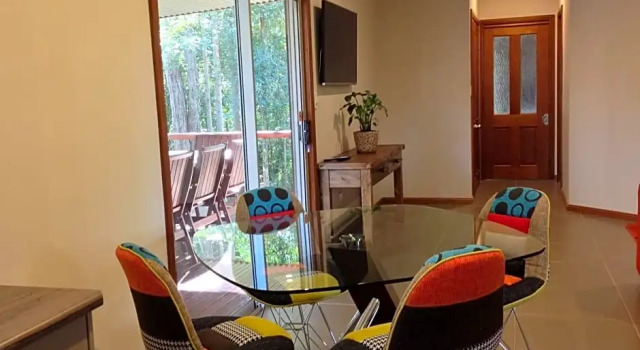 Mistinthegumtrees Eco Luxury Cabins, Rezervovat Rekreační dům Cooranbong New South Wales