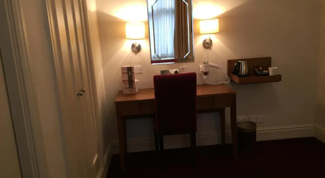 Одноместный номер Standard The Crown Hotel