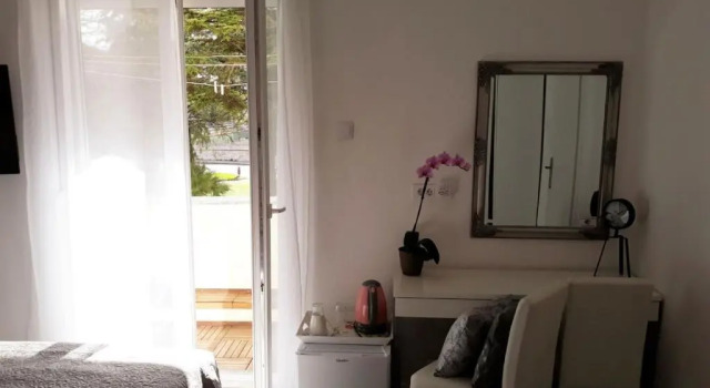 Guest house Lenny rooms, Забронировать Гостевой дом Задар Задарская жупания, рядом с Пляж Голден Вейв