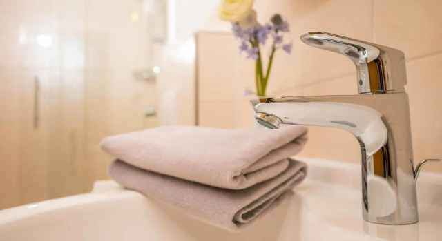 Номер Standard Pension Silberbauer