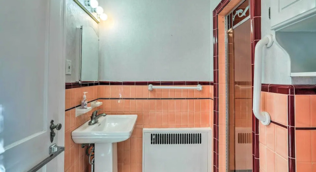 Апартаменты Townhome w/ Porch, 7 Mi to Lincoln Financial Field