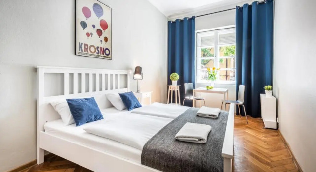 Flamingo Premium Hostel, Забронировать Хостел Недорогие отели Кракова, рядом с Церковь Святого Франциска Ассизи, недорого