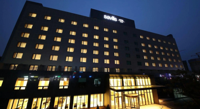 Avon Hotel