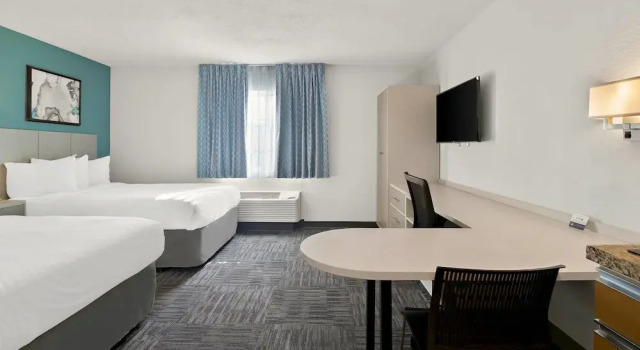 Четырёхместный люкс MainStay Suites Salt Lake City Fort Union