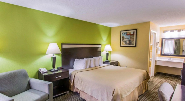 Двухместный номер Standard Quality Inn Gainesville near University
