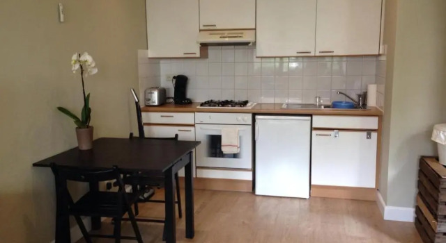 Коттедж c 1 комнатой Apartment Easyway to sleep