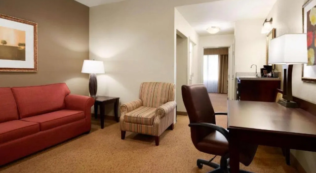 Двухместный люкс c 1 комнатой Country Inn & Suites by Radisson, Oklahoma City - Quail Springs, OK