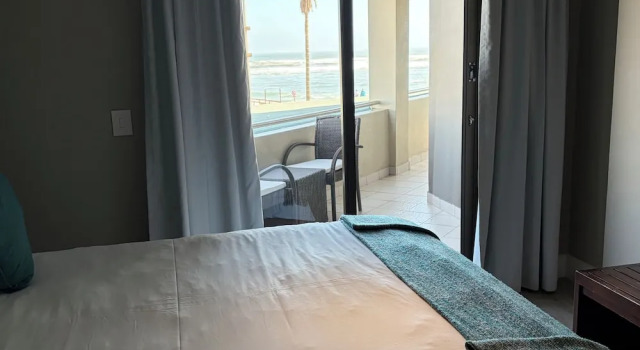 Семейный номер Standard с балконом Beach Hotel Swakopmund