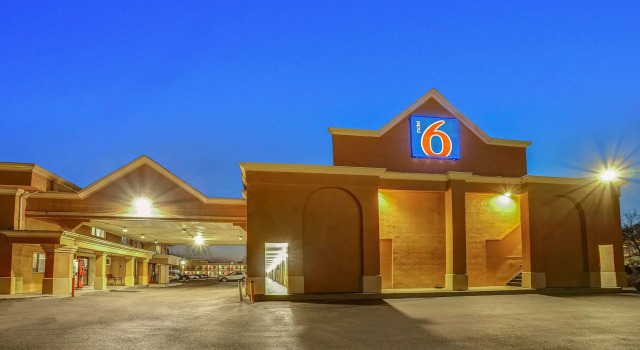 Motel 6 Lester - Philadelphia Airport, Buchen Sie Motel Lester Philadelphia und Umgebung