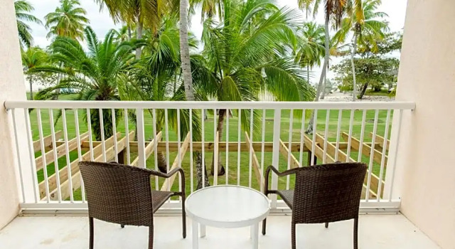 Номер Standard с балконом и рядом с пляжем Abaco Beach Resort and Boat Harbour Marina