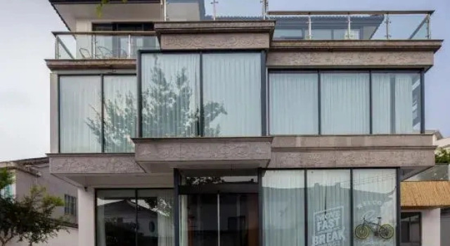 The Beauty of The East Courtyard Home stay (the Taihu Lake Hengshan Island Store)
