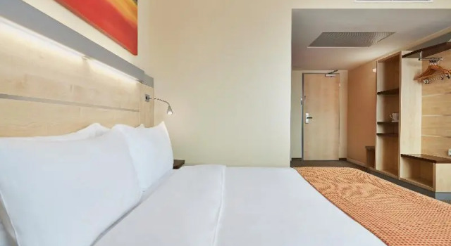 Одноместный номер Standard Premier Inn Berlin City Centre