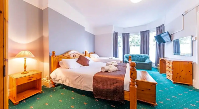 Семейный номер Standard The Clee Hotel - Cleethorpes, Grimsby, Lincolnshire