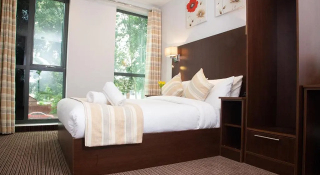 Двухместный номер Standard London City Airport Hotel