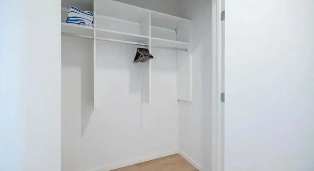 Апартаменты с 2 комнатами с балконом и рядом с пляжем @ Marbella Lane - Sleek Corner Ocean View