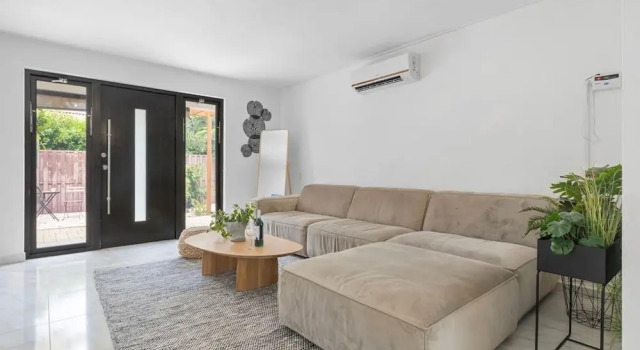 NEW 4br3ba Villa Near Eagle Beach w Private Pool