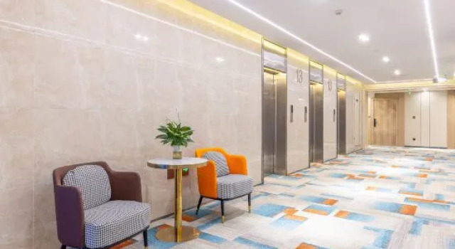 Mercure Lanting Hotel (Lanzhou Olympic Sports Center Wanda Mao Branch)