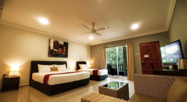 Трёхместный номер Executive Tioman Dive Resort