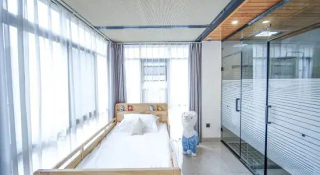 Люкс Linyi Woodland Lingfeng Muyu Star Watching Parent-child Wild Luxury Zhuyun Homestay
