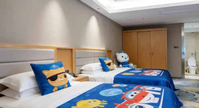 Семейный тент GreenTree Slow Trip Grand Hotel (Bayi Square First Affiliated Hospital)