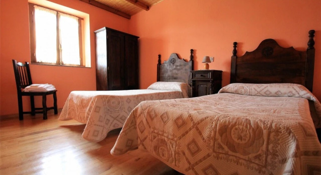 Casa Aniceto III, จอง โรงแรม Taramundi Asturias