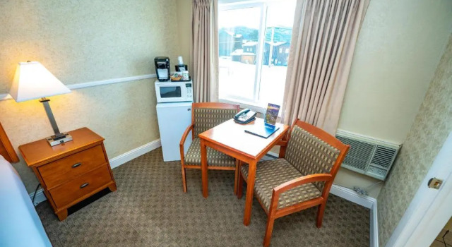 Номер Standard с видом на горы Blue Door Inn