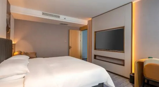 Люкс Executive Riverside Golden Hotel