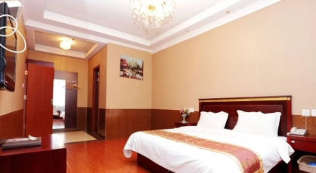 GreenTree Inn HeBei TangShan QianAn Junhe Plaza Business Hotel, Book Hotel Qianan Hebei