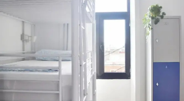 La Isleta Nest Hostel, Забронировать Хостел Хостелы Лас-Пальмас-де-Гран-Канария, рядом с Музей науки и техники, Хостел