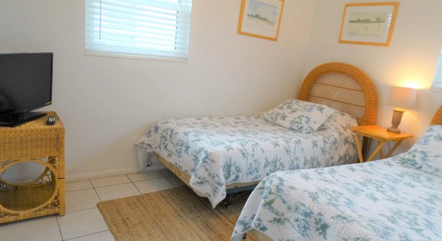 Aloha Kai - Unit 16 2 Bedrooms 1 Bathroom Apts, Забронировать Апартаменты/квартира Апартаменты Сиеста-Ки, Апартаменты/квартира