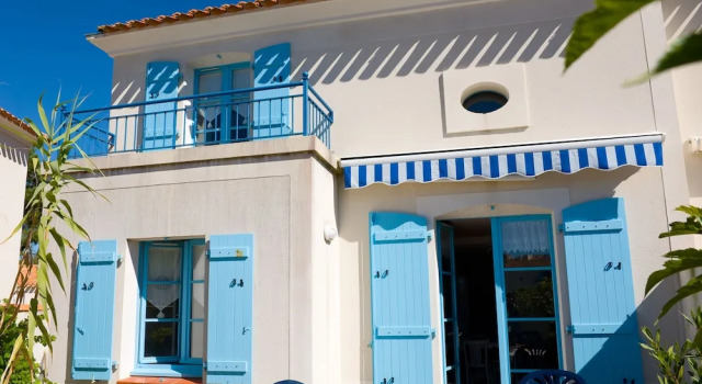 Madame Vacances Les Maisons du Lac, Забронировать Отель Сен-Жан-де-Мон Vendée, рядом с Морские термы и Центр талассотерапии Сен-Жан-де-Мон